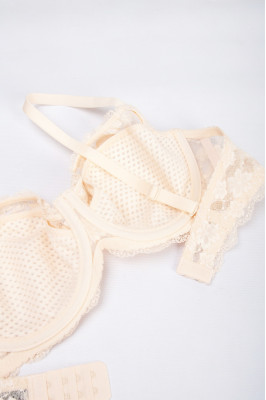 Бюстгальтер